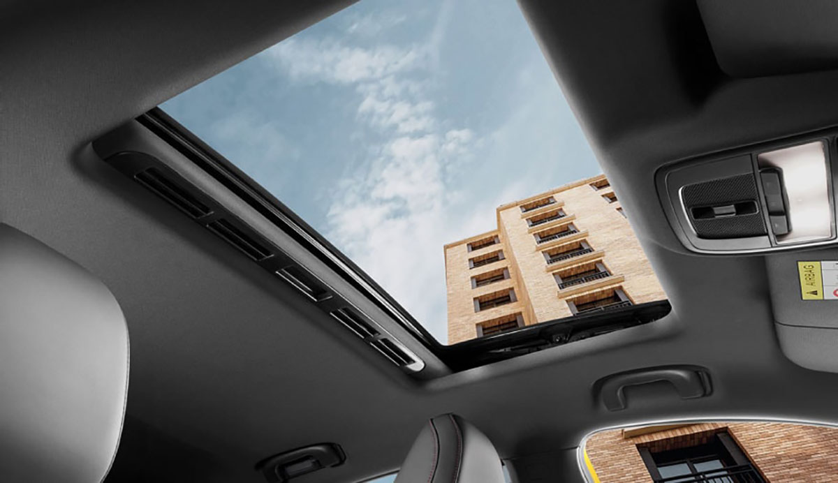 Cửa sổ trời với 4 chế độ điều chỉnh